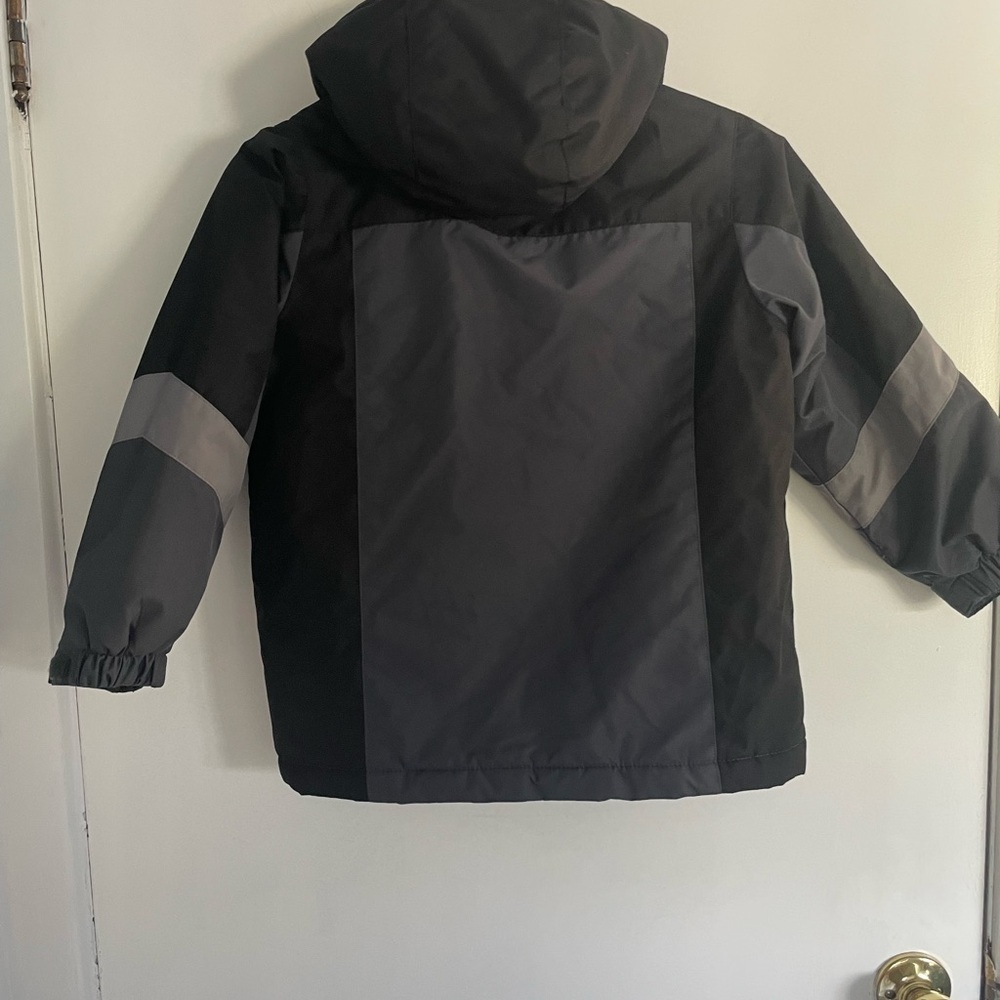 Closet Clear Out Sale! Swiss Tech Kids Black and Gray Jacket size XS 4-5 - Picture 4 of 11